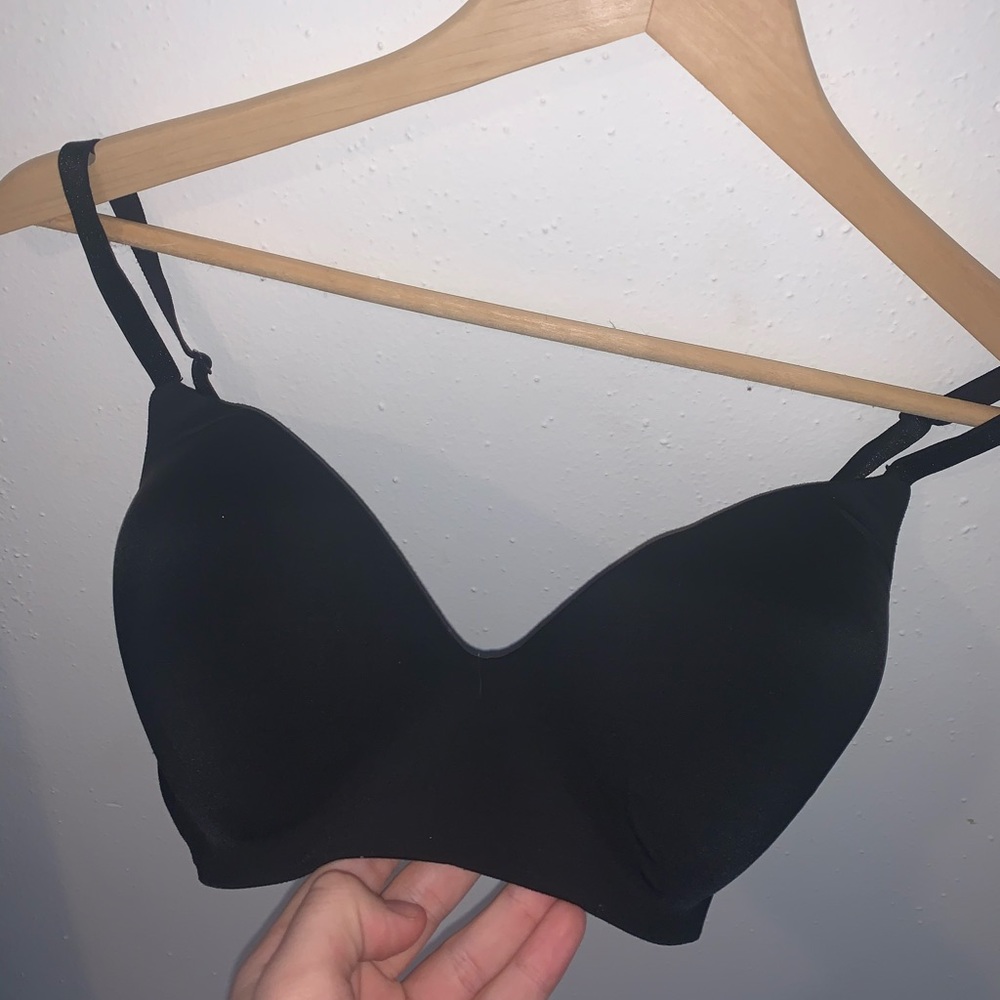 seamless victoria’s secret bra